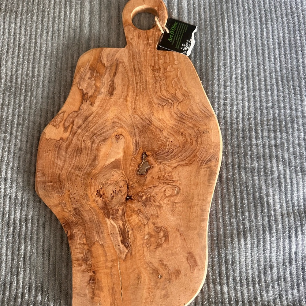 Natural Wood Cutting Board